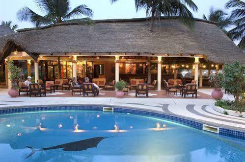 Espadon Hotel M'Bour Buitenkant foto
